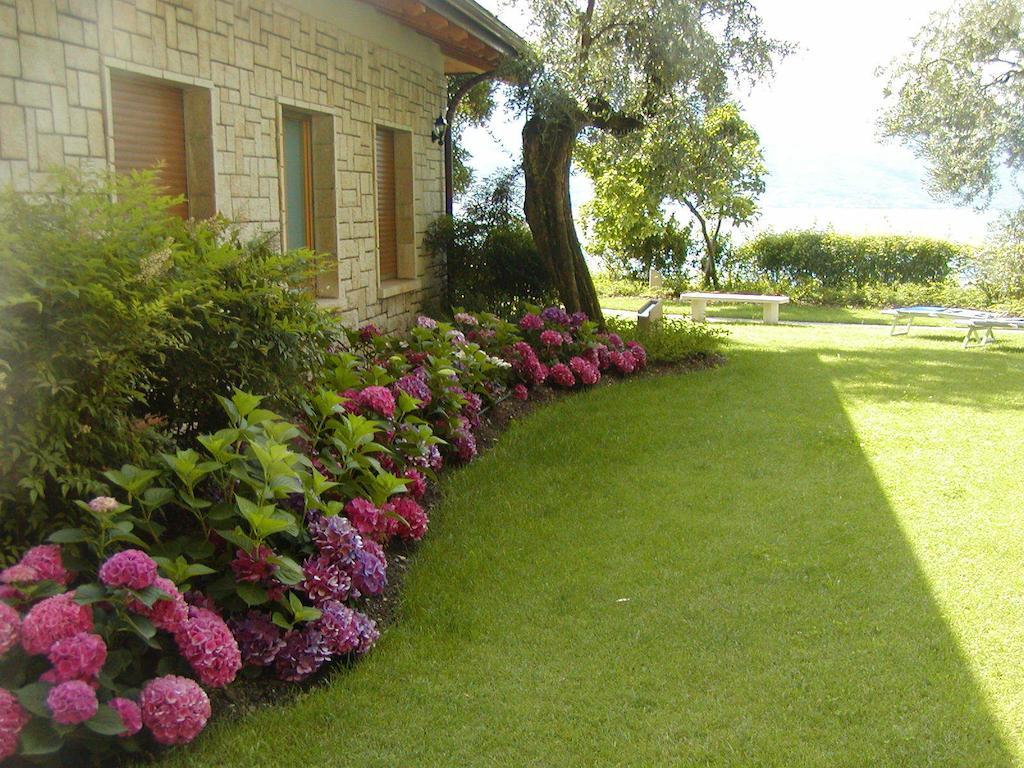 Torre Degli Ulivi Bed and Breakfast Tignale Eksteriør billede