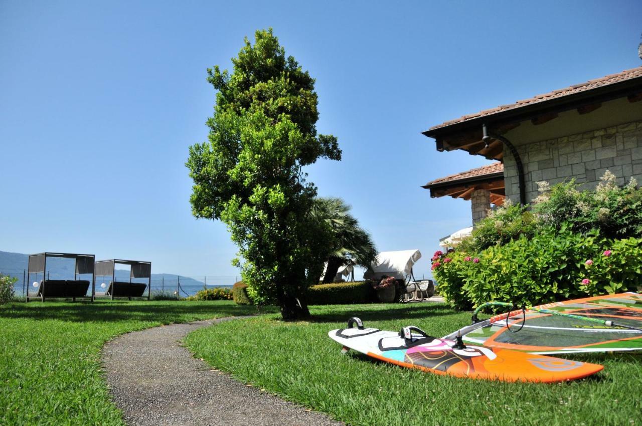 Torre Degli Ulivi Bed and Breakfast Tignale Eksteriør billede